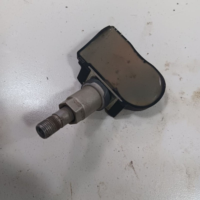 Kia Sorento TPMS Tire Pressure Monitor System Sensor  2018 2017 2016