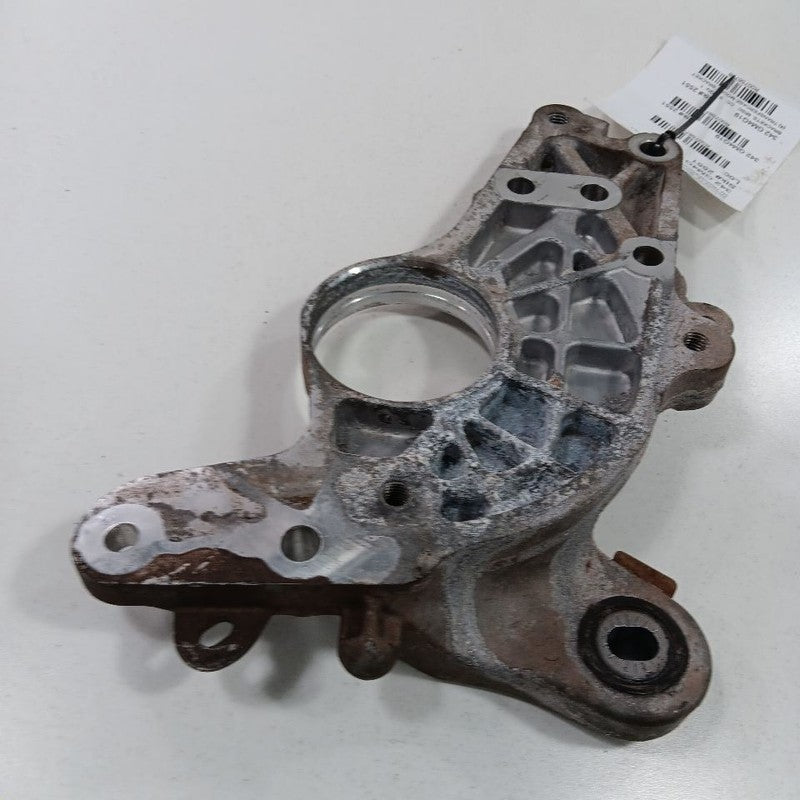 Buick Encore Transfer Case Mount Bracket  2019 2018 2017