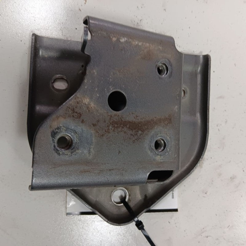 Mitsubishi Outlander Bumper Mount Bracket Right Passenger Side Rear  2