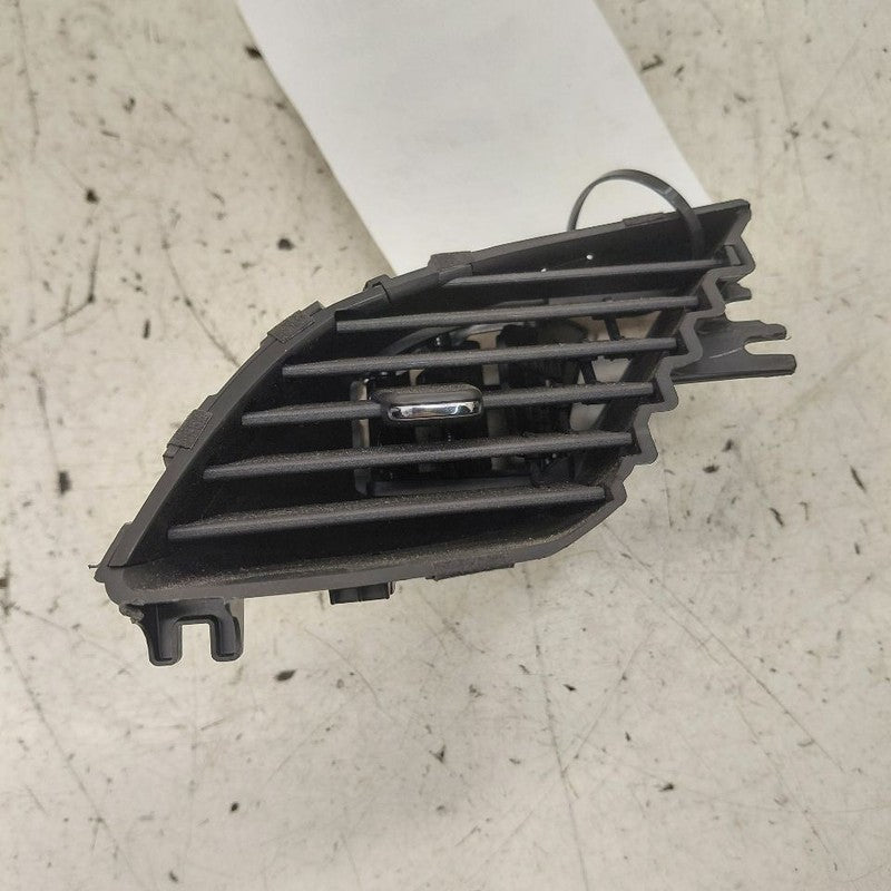 Chevy Trax Dash Air Vent Left Driver  2022 2021