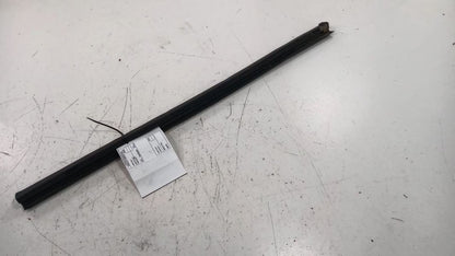 Ford Taurus Right Rear Weather Strip Interior  2013 2014 2015 2016 OEM