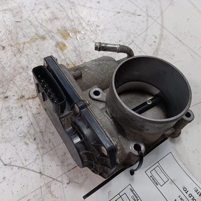 Throttle Body Throttle Valve  2.5L Fits 13-19 Subaru Legacy OEM