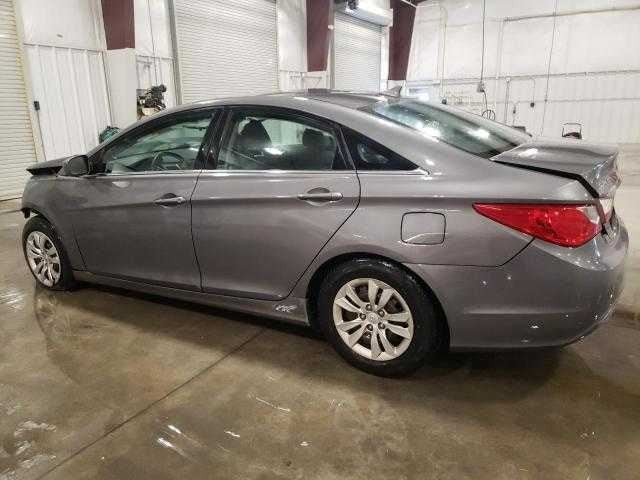 Driver Tail Light VIN B 8th Digit Lid Mounted Fits 11-14 SONATA