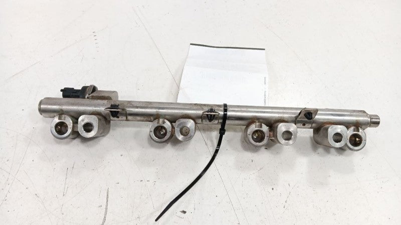 Hyundai Sonata Fuel Rail Injection Injector Mount Bar 2018 2019 OEM