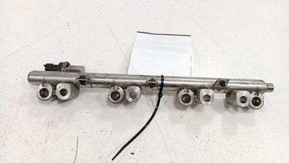 Hyundai Sonata Fuel Rail Injection Injector Mount Bar 2018 2019 OEM