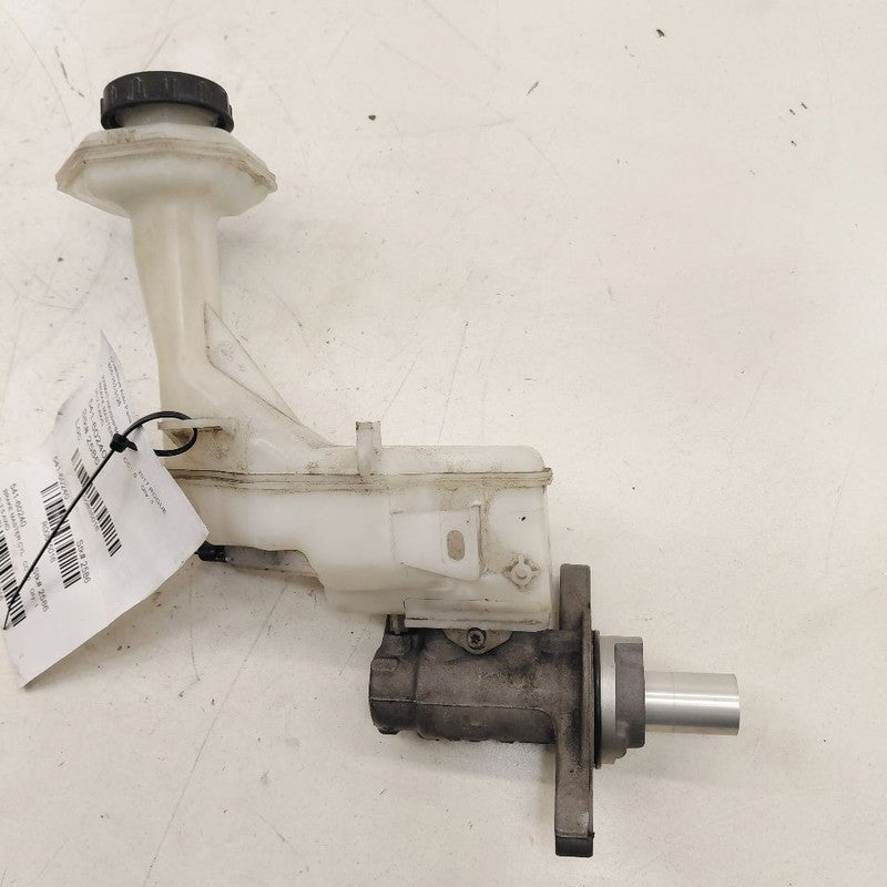Brake Master Cylinder VIN K 1st Digit Korea Built Fits 15-20 Nissan Ro