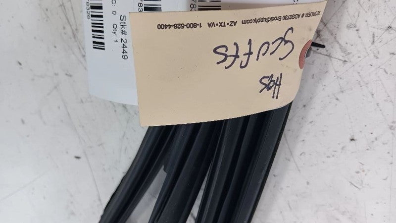 Ford Escape Door Glass Window Seal Rubber Right Passenger Rear Back  2