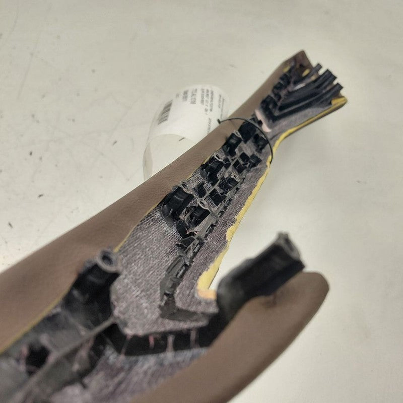 Alfa Romeo Stelvio Passenger Right Front Door Arm Rest  2018 2019 2020