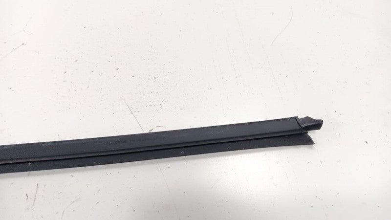Kia Forte Left Front Weather Strip Interior 2016 2015 2014