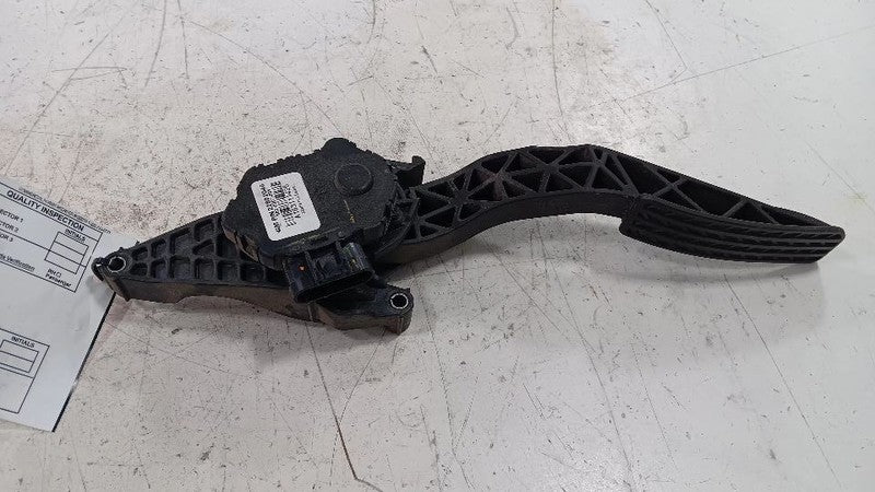 Chevy Traverse Gas Pedal  2010 2011 2012 2013