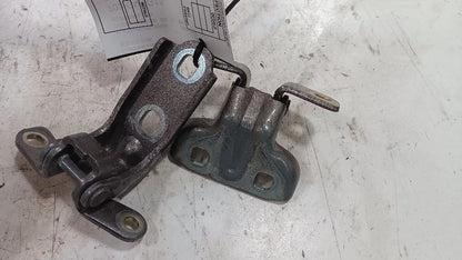 Buick Encore Door Hinge Set Right Rear Passenger  2013 2014 2015 2016