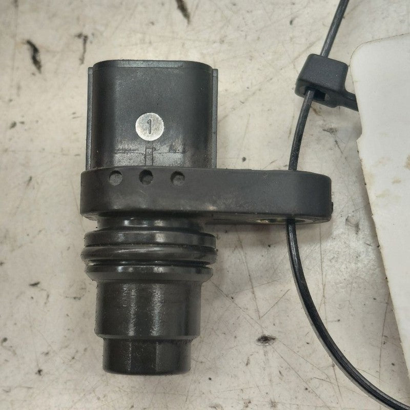 Honda CR-V Camshaft Cam Shaft Position Sensor  2.4 2019 2018 2017