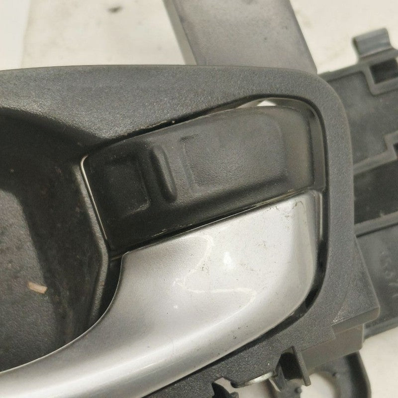 Honda CR-V Door Handle Right Passenger Front Interior Inside  2017 201