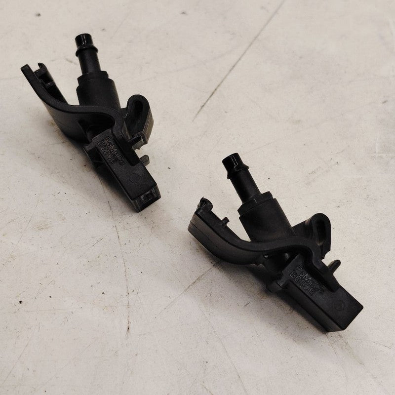 Ford Ecosport Windshield Wiper Washer Fluid Hood Sprayer Nozzles  2020