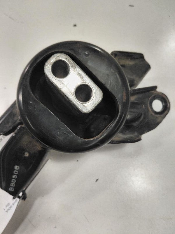 Kia Soul Engine Motor Mount Left Driver  1.5 2017 2018 2019 OEM