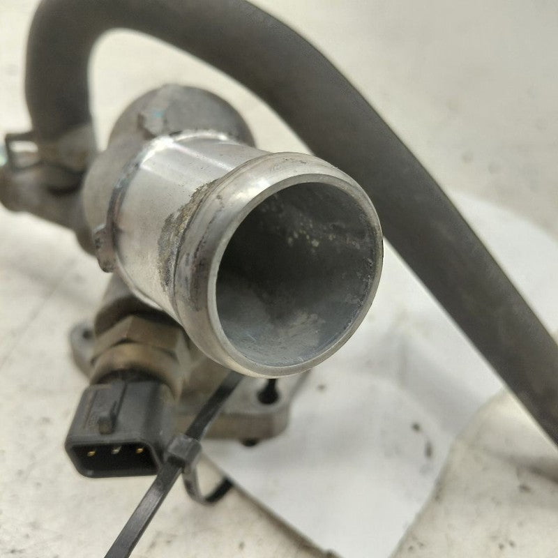 Hyundai Veloster Coolant Line Crossover Pipe  1.6 2017 2016 2015 2014