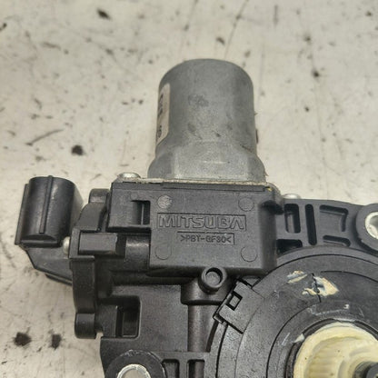 Honda CR-V Passenger Right Front Power Window Motor 2019 2018 2017