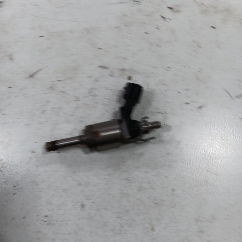 Fuel Injection Injector Gasoline 2.0L Without Turbo Fits 12-18 Ford Fo