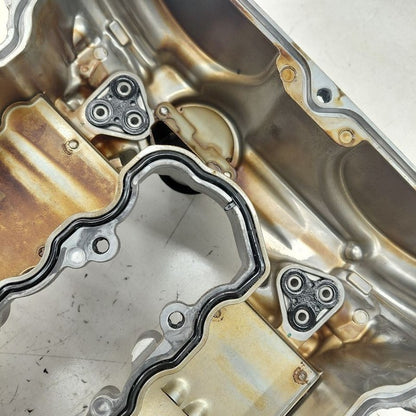Chevy Volt Engine Cylinder Head Valve Cover  1.5 2019 2018 2017 2016