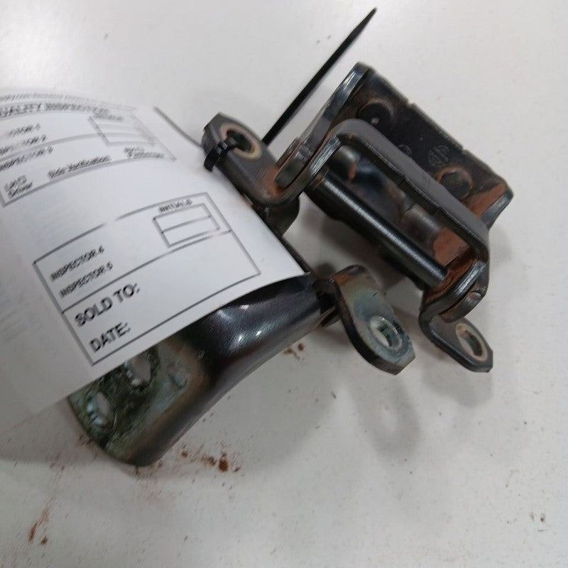 Nissan Altima Door Hinge Set Right Rear Passenger  2017 2016 OEM
