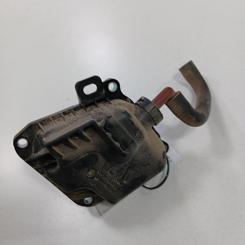 Toyota Yaris 1.5 Crankcase Vent 2020 2019 2018 2017 2016 OEM