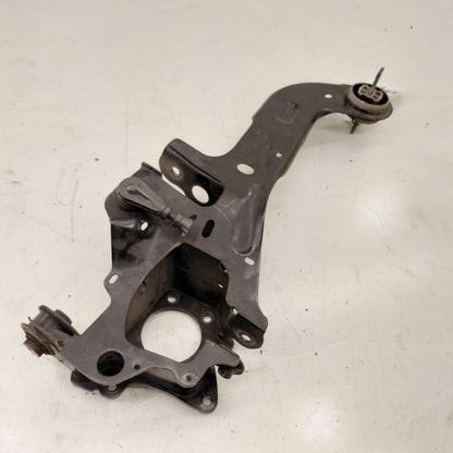 Passenger Right Rear Knuckle Trailing Hub FWD Fits 20-25 Ford Escape