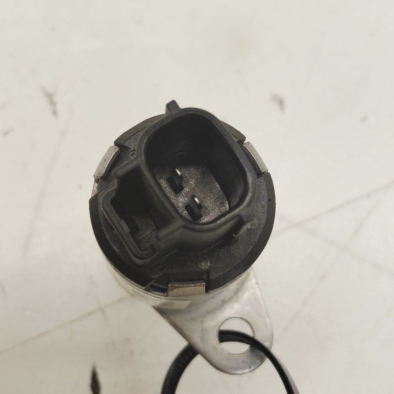 Mazda 3 Variable Timing Gear Oil Control Valve Solenoid Cylinder Head 