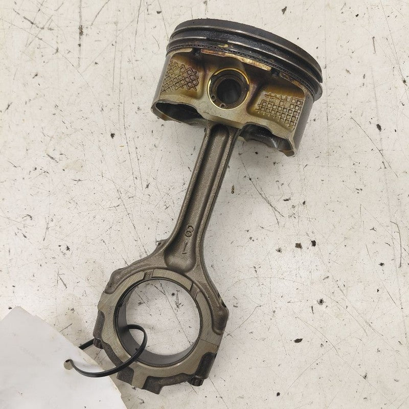 Nissan Murano Single Piston With Connecting Rod   3.5 2020 2021 2022 2