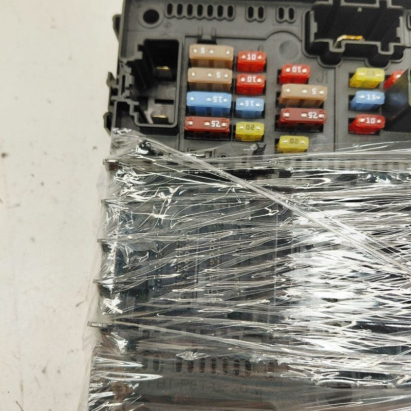 Ford Ecosport Cabin Fuse Box Interior Inner Under Dash  2020 2021 2022
