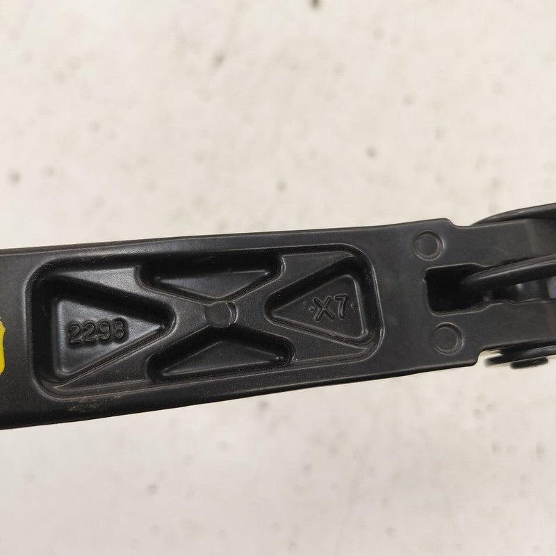 Mitsubishi Mirage Windshield Wiper Arm Left Driver  2024 2023 2022 202