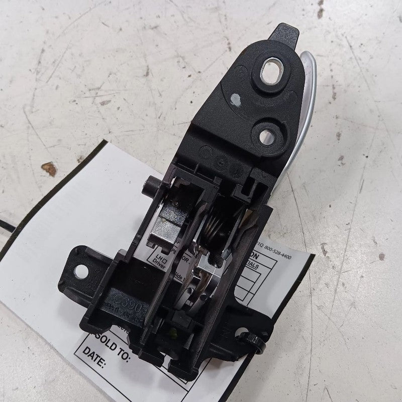 Jeep Renegade Door Handle Right Passenger Rear Interior Inside   2021 2020 2019