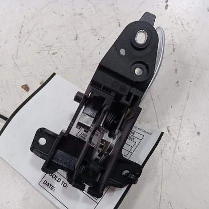 Jeep Renegade Door Handle Right Passenger Rear Interior Inside   2021 2020 2019