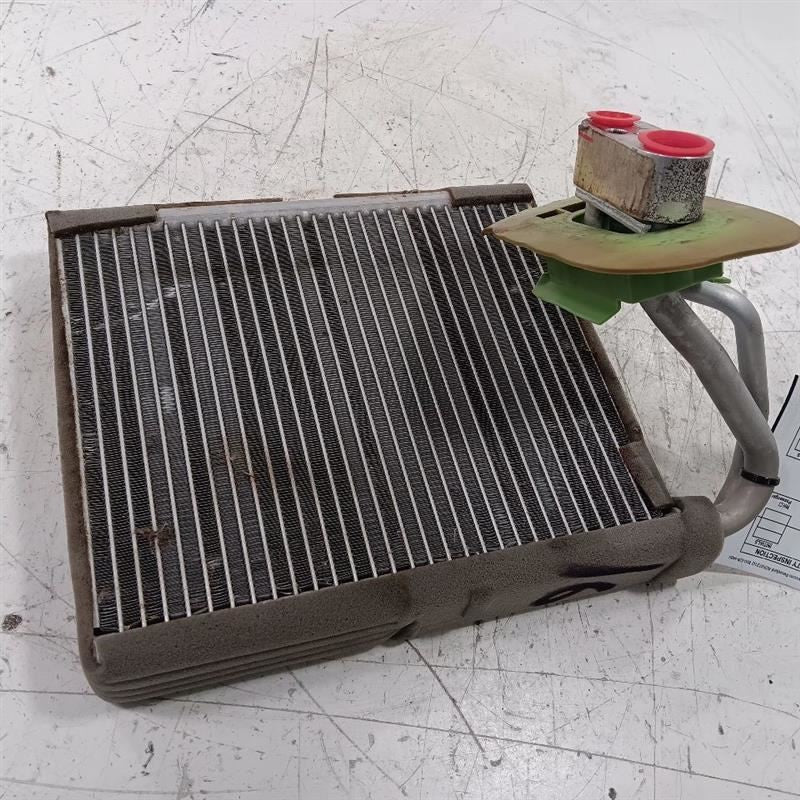 Air Conditioning AC Evaporator Fits 13-21 Nissan LEAF