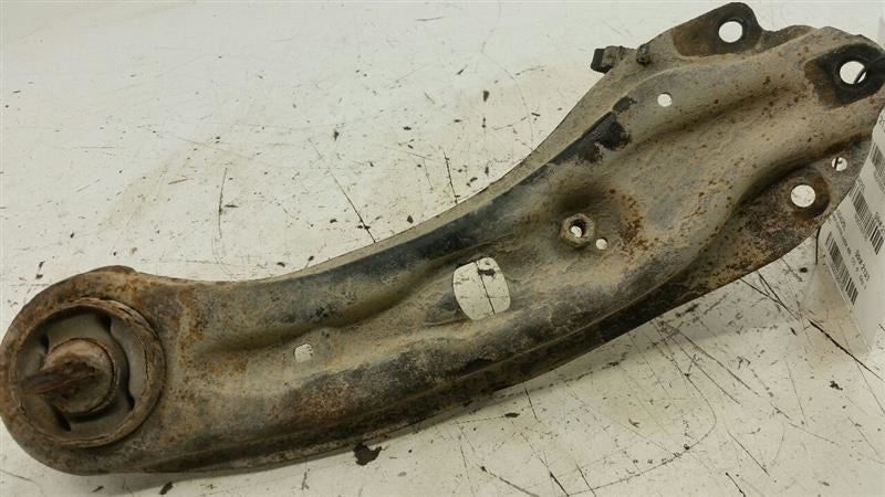 68275399AC Left Lower Control Arm Rear Trailing Arm Fits 09-17 Dodge Journey