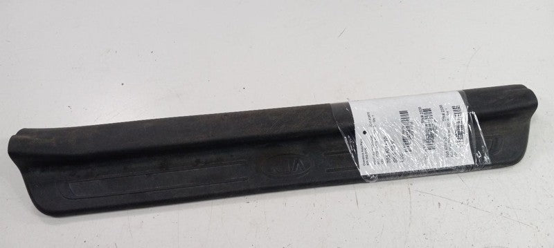 Kia Forte Sill Trim Plate Door Jam Threshold Right Passenger Front 2010 2011 12