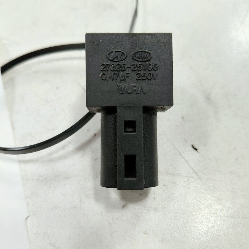 Hyundai Tucson Ignition Capacitor {2732525100} 2016 2017 2018 OEM