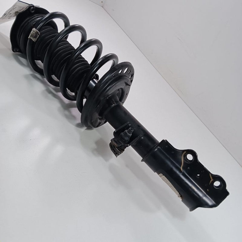 2025 GMC Acadia Passenger Right Front Strut