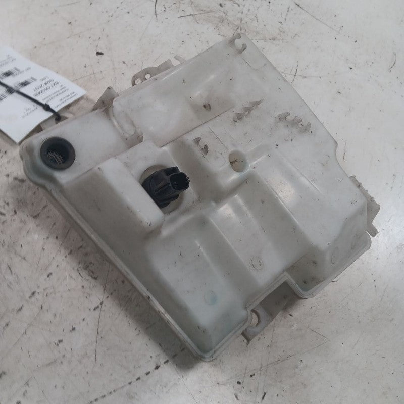 Windshield Washer Fluid Reservoir Sedan Fits 12-18 Ford Focus OEM