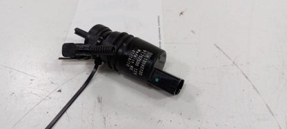 Chevy Cruze Windshield Washer Wash Fluid Reservoir Motor Pump Electric 2019 2018