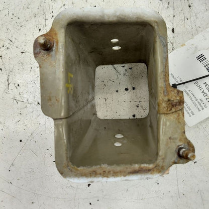 Nissan Versa Note Bumper Mount Bracket Left Driver Side Rear  2019 201