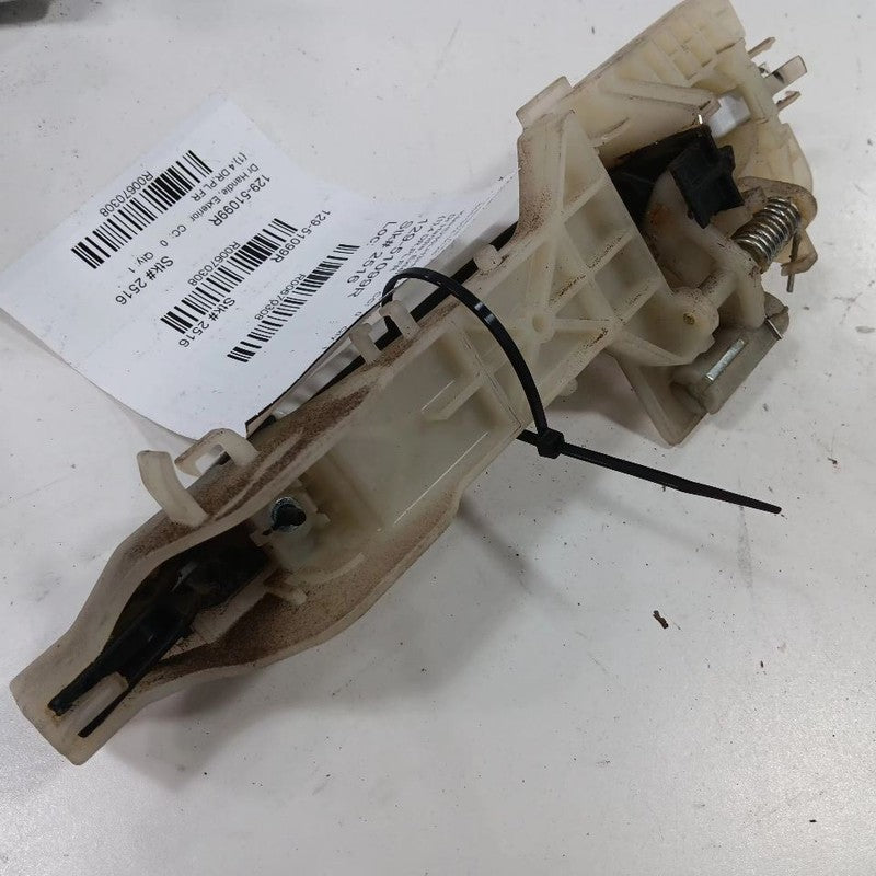 Passenger Right Front Door Handle Exterior Hatchback GT Painted 13-17 Elantra