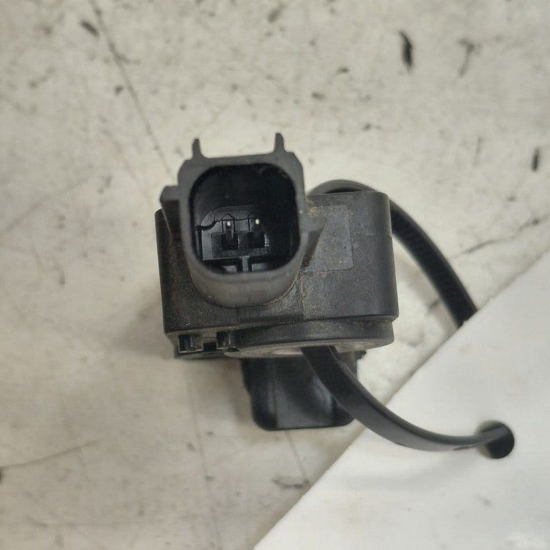 Cadillac CT6 Contact Sensor  2018 2017 2016