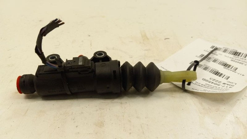 Clutch Master Cylinder 1.6L Fits 07-15 MINI COOPER OEM