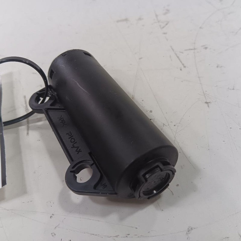 Subaru Outback Legacy Glovebox Damper 2018 2017 2016 2015 OEM