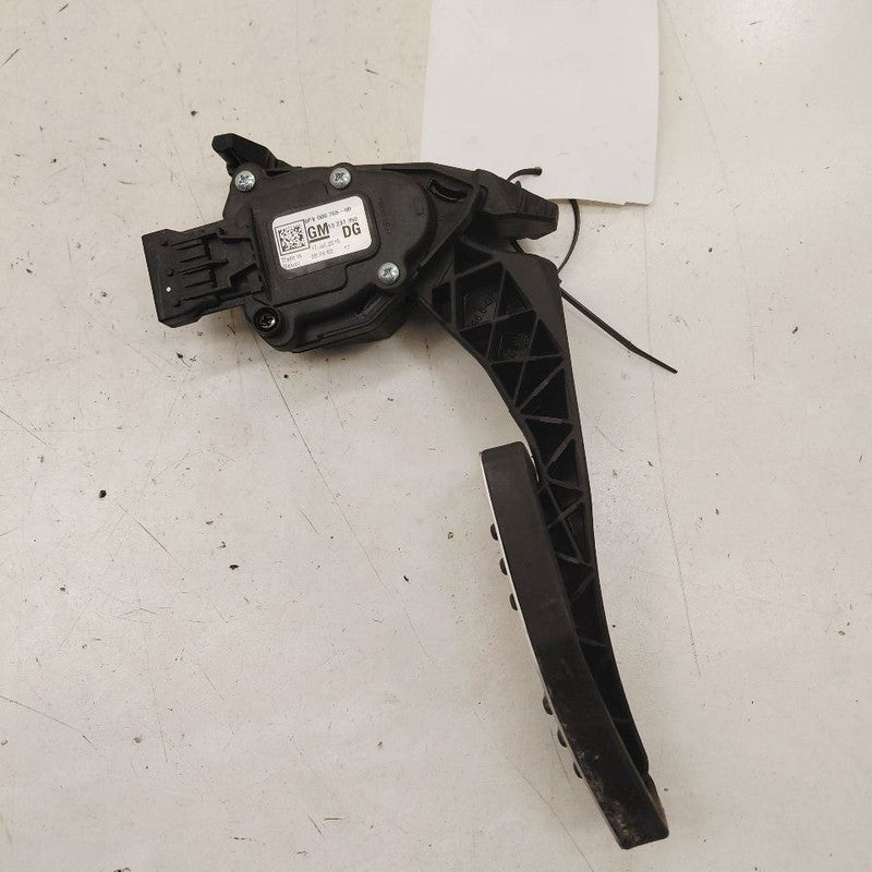 Cadillac XTS Gas Pedal      2016 2017 2018