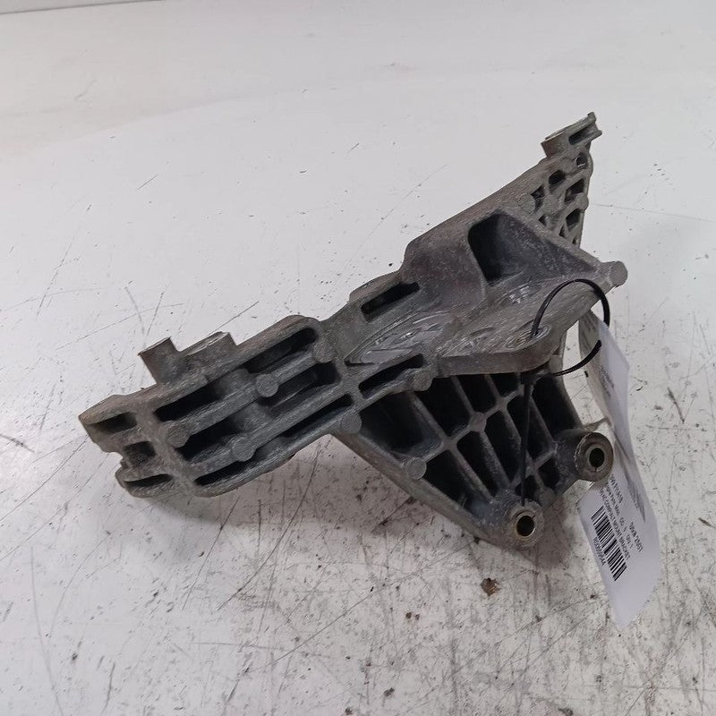 Fiat 500 1.4 AC Compressor/Alternator Mount Bracket 2018 OEM