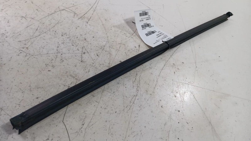 Buick Lacrosse Driver Left Front Weather Strip Interior  2017 2018 201