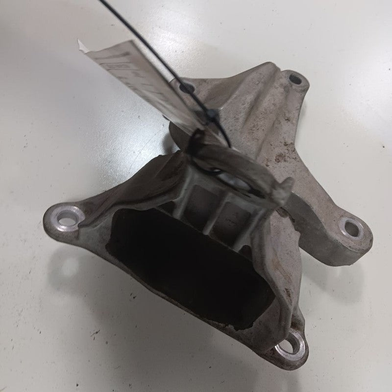 Honda Civic Engine Motor Mount Left Driver 2016 2017 2018 2019 OEM