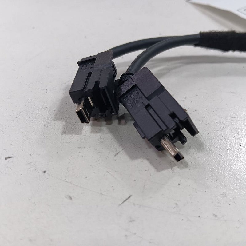 Ford Explorer USB Harness {GU5T-14D202-AA} 2016 2017 2018 2019 OEM