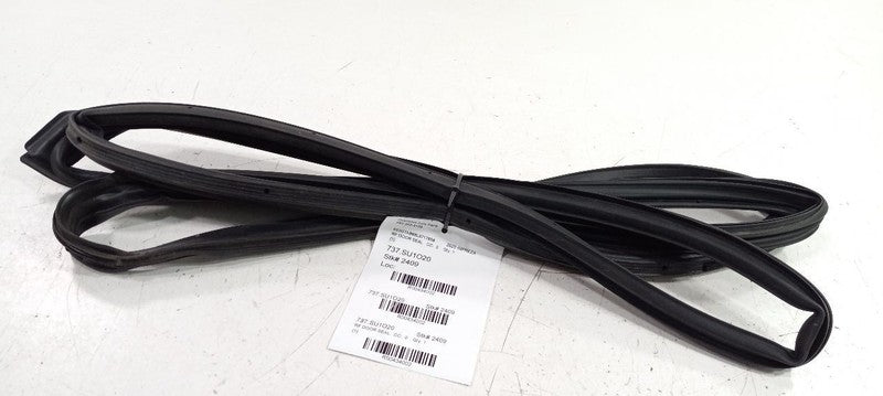Subaru Impreza On Door Seal Rubber Right Passenger Front 2020 2019 201